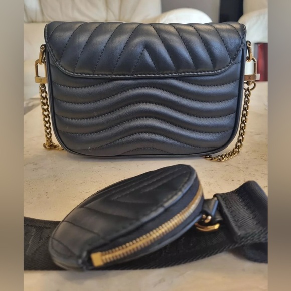 Louis Vuittton New Wave Multi Pouchette full inclusion - Picture 3 of 16